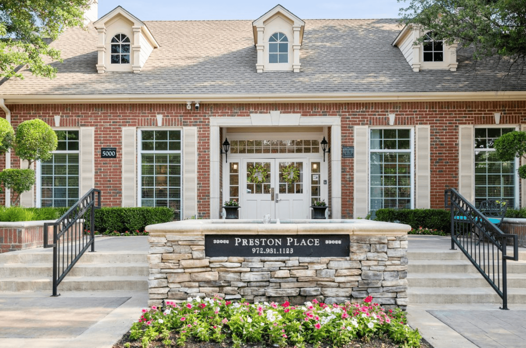 The front entrance at Preston Place Senior Living. Source: True Connection Communities