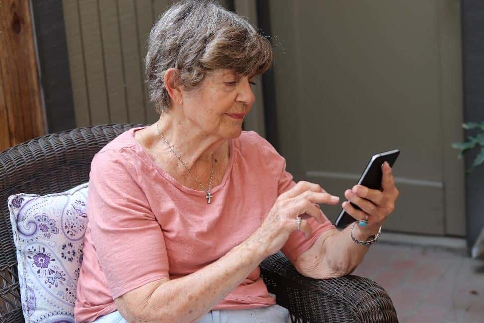 Our editor's grandma using the senior-friendly Jitterbug Smart4