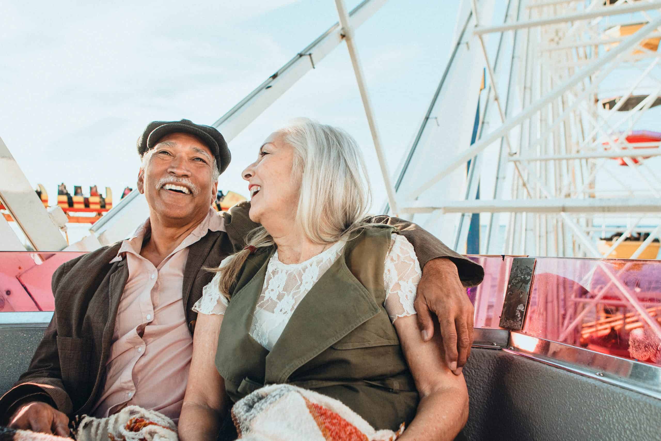 Couple on a feris wheel