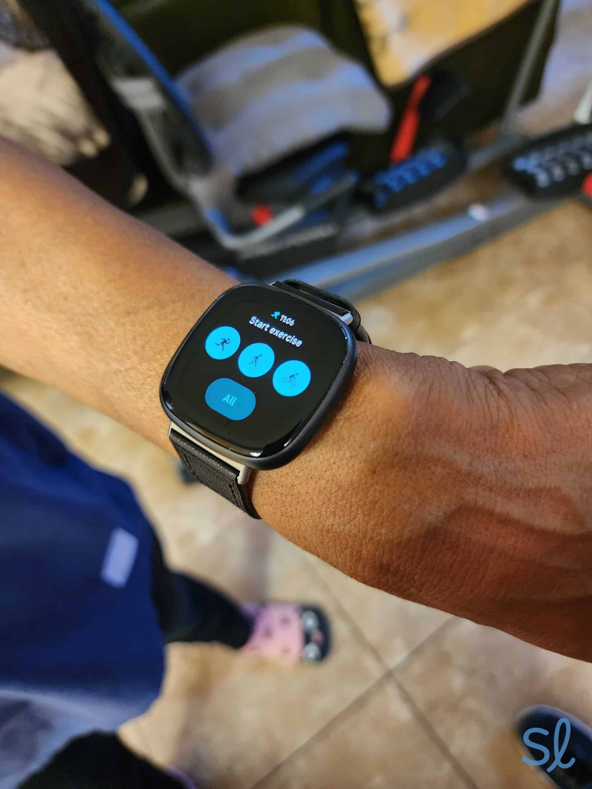 Starting a workout on the Fitbit Versa 4