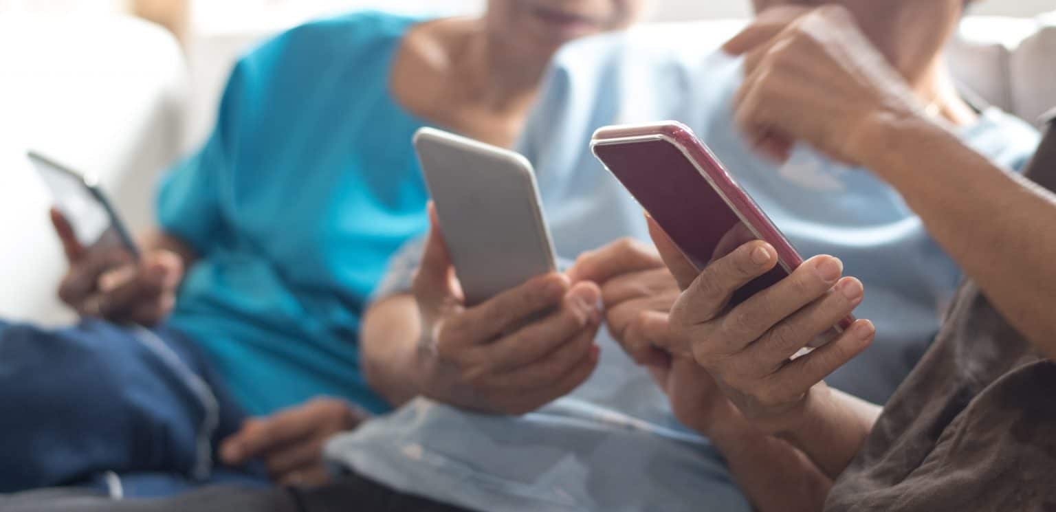 Social Media Apps for Seniors in 2026